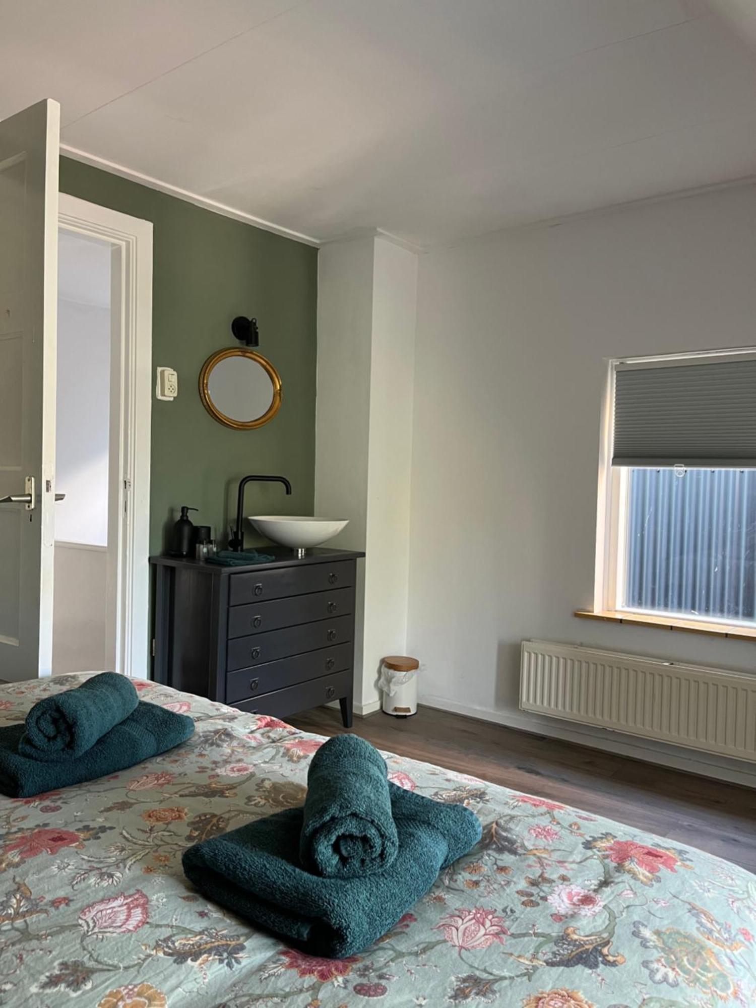Slapen Bij Bartje Apartamento Assen Exterior foto